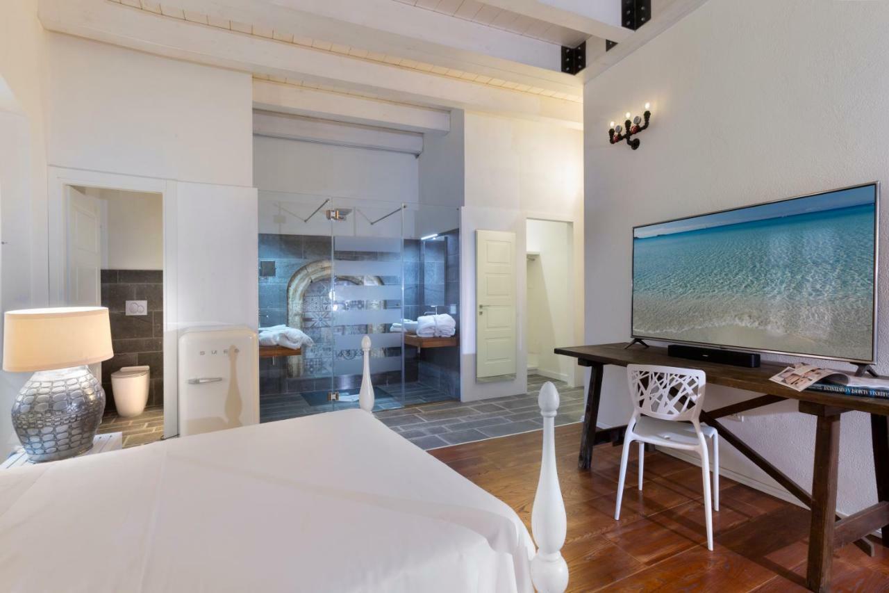 Cagliari Marina Harbour Guest House & Lounge Eksteriør billede