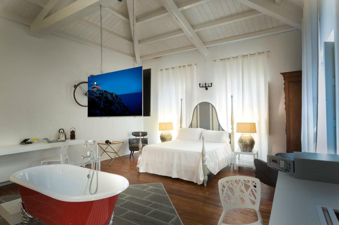 Cagliari Marina Harbour Guest House & Lounge Eksteriør billede